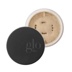 Glo Skin Beauty Loose Base - Golden Light 11 Glo Skin Beauty Loose Base - Golden Light -Jane Iredale Shop Loose Base Golden Light 45638 3820 detail
