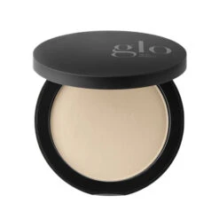 Glo Skin Beauty Pressed Base - Golden Light -Jane Iredale Shop Pressed Base Golden Light 45610 8910 detail