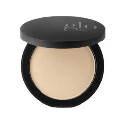 Glo Skin Beauty Pressed Base - Golden Light -Jane Iredale Shop Pressed Base Natural Light 45621 8845 detail